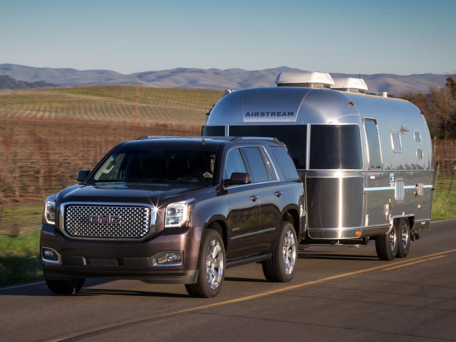  GMC Yukon Denali 2015 года  (фото 19 из 52)